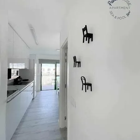 아파트 San Valentin Pakky House *